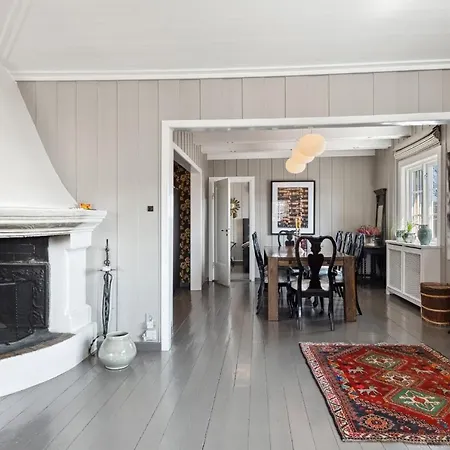 Solsiden - In The Center Of بيت للعطل يالو