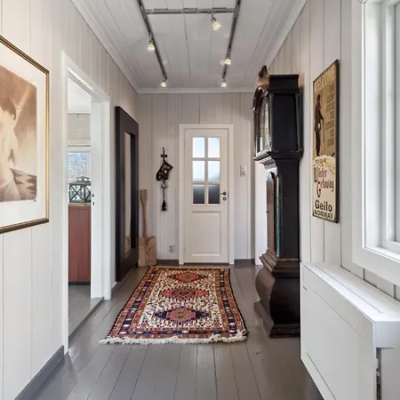 بيت للعطل Solsiden - In The Center Of *